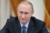 Владимир Путин поздравил российских женщин с 8 марта