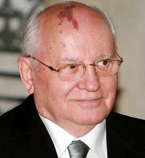 Ваша оценка личности Михаила Горбачева?