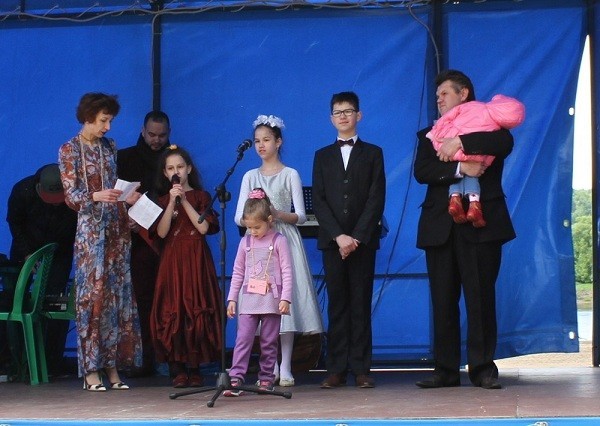 Четыре новомосковских семьи участвуют в борьбе за звание лучших в конкурсе 