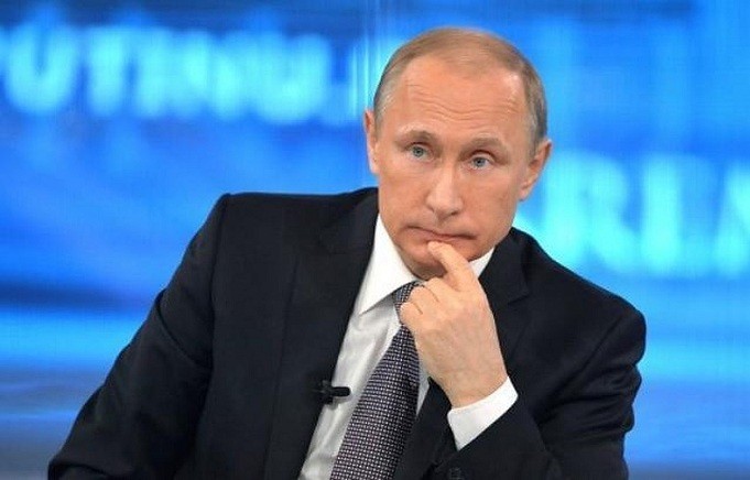 Начался прием вопросов, на которые Путин будет отвечать на прямой линии