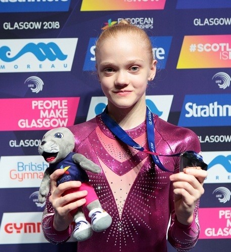 Ирина Комнова взяла серебро чемпионата Европы на брусьях