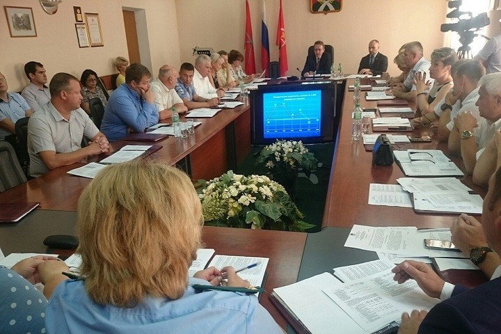 Собрание депутатов Новомосковска обсудило реализацию стратегии развития города