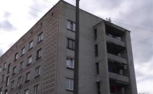 Виновных в падении ребенка с аварийного балкона в Донском накажут административно
