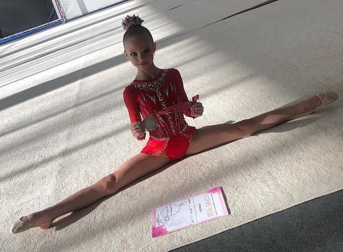 Новомосковская гимнастка заняла второе место на соревнованиях в Подмосковье