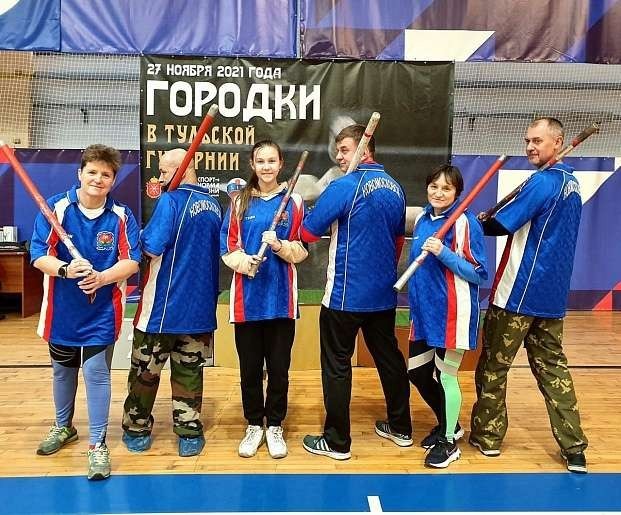 Новомосковцы стали призерами на фестивале по городошному спорту