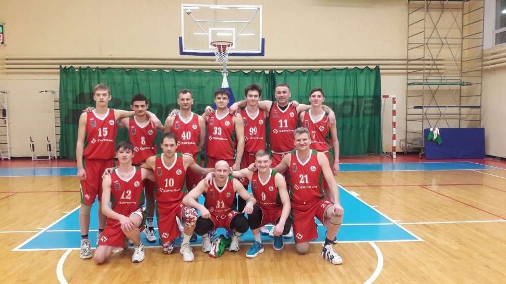 Новомосковские баскетболисты одержали девятую победу подряд
