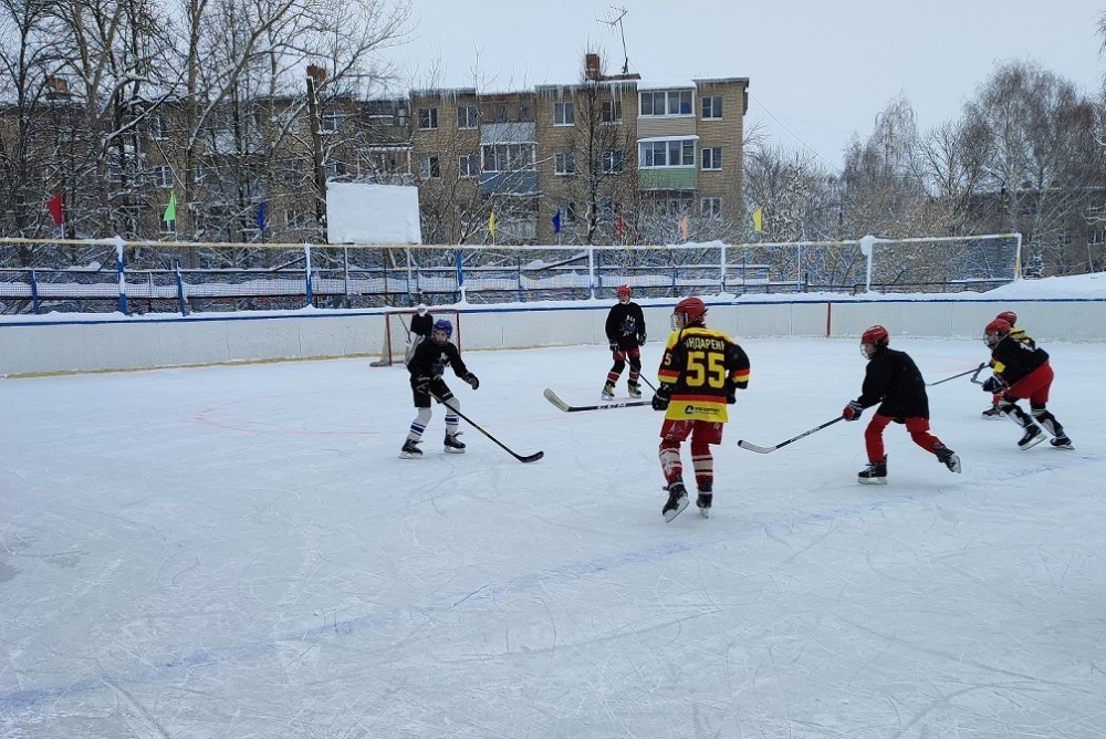 Миллион рублей разделят между лучшими дворовыми хоккейными командами региона