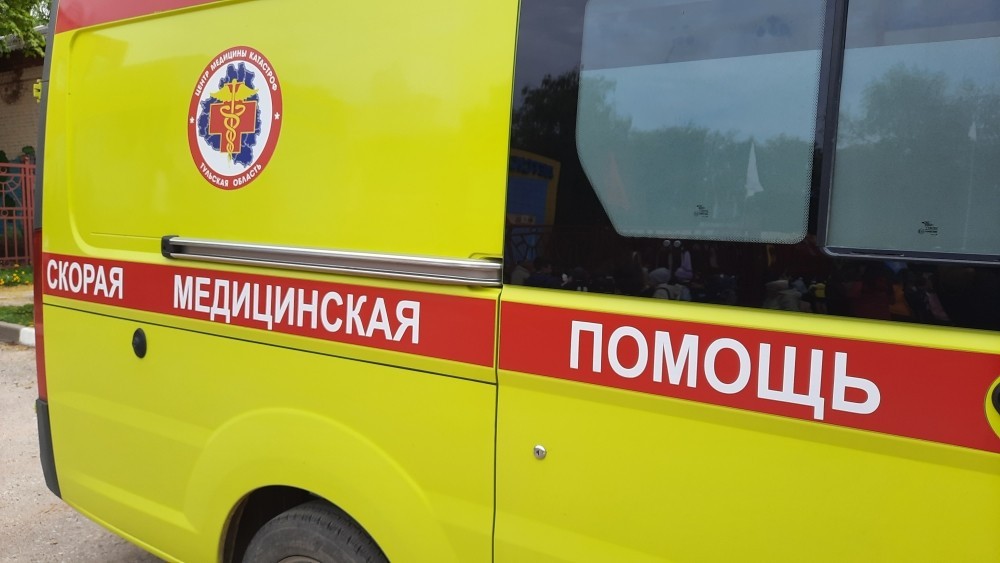 После ДТП на Первомайской два подростка попали в Новомосковскую городскую больницу 