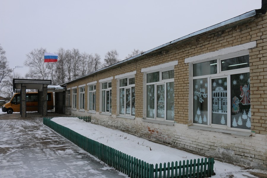 Алексей Бирюлин с рабочим визитом посетил Правдинский Центр образования
