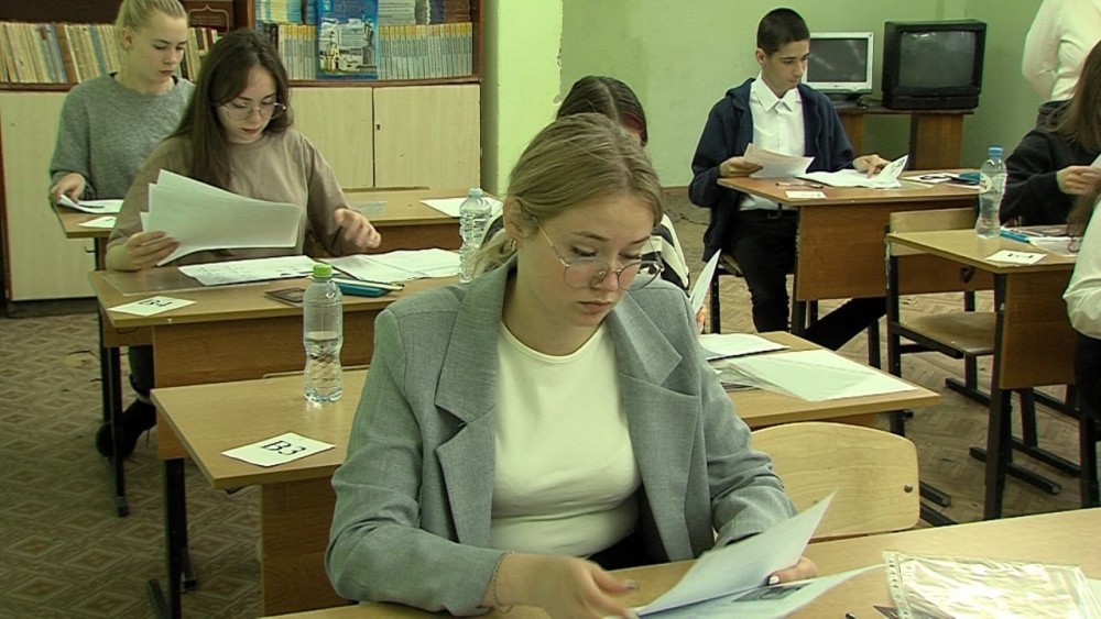 В Новомосковске стартовали выпускные экзамены для девятиклассников