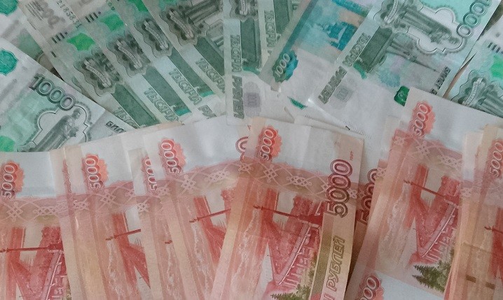 По данным «Известий» средний размер зарплаты в Тульской области составляет 80 тысяч рублей